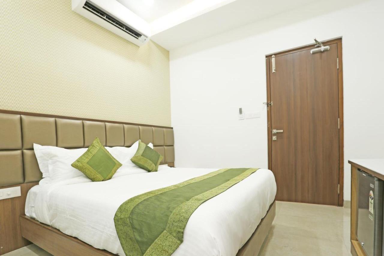 Treebo Pechis Castle Chennai Exterior foto