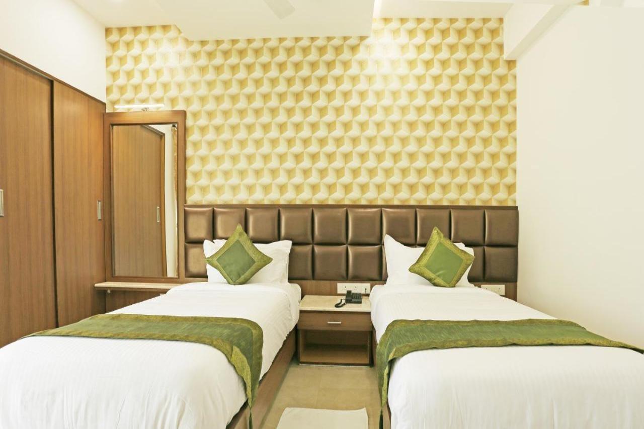 Treebo Pechis Castle Chennai Exterior foto